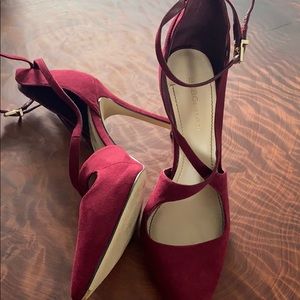 Dark red heels BCBGeneration